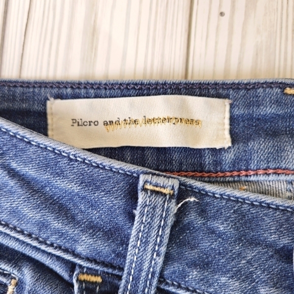 Anthropologie Pilcro Stet Slim Ankle Jean in Medium Wash Size 28 - Picture 9 of 14